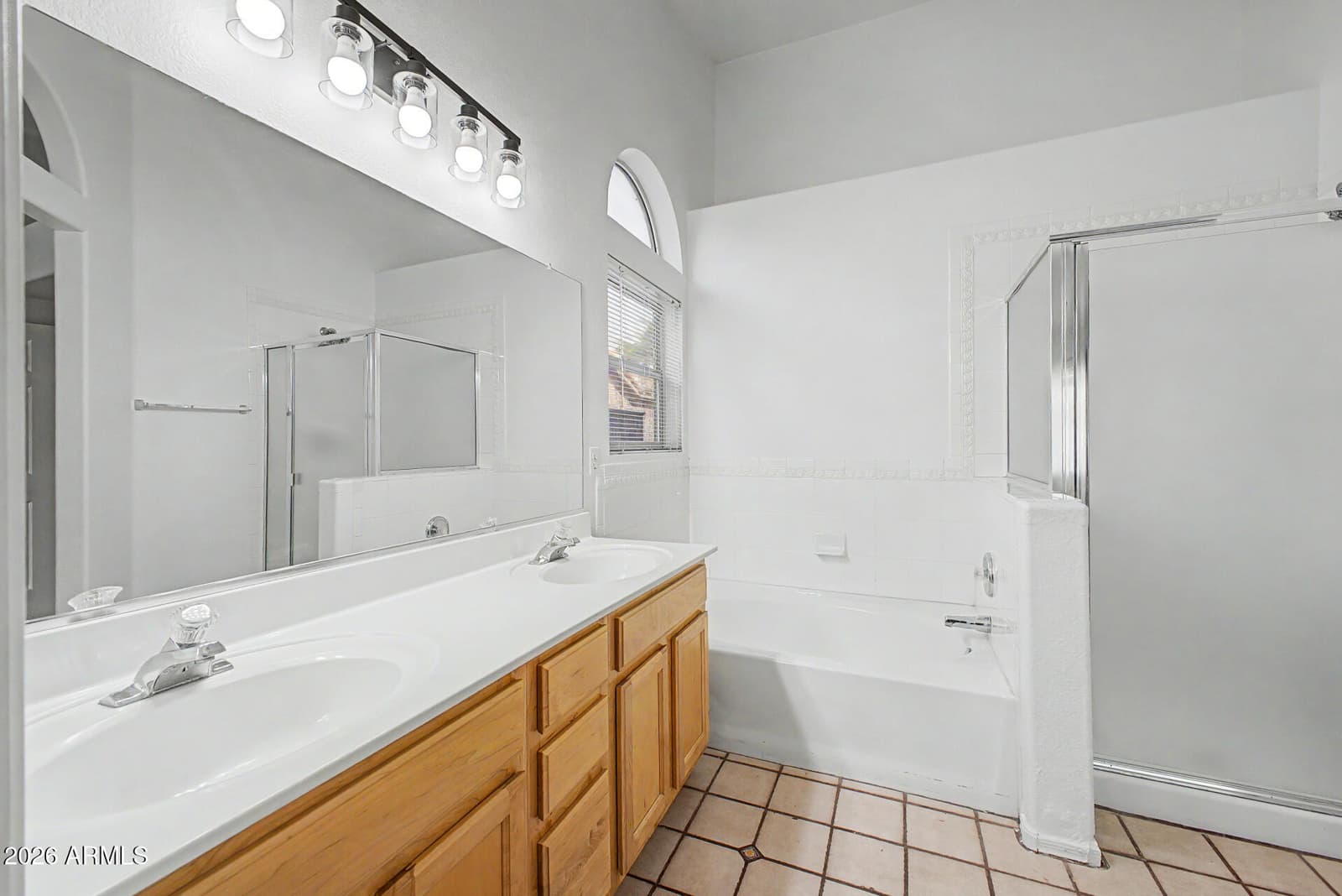 984 W MORELOS Street, Chandler, AZ 85225 — photo 13 of 33