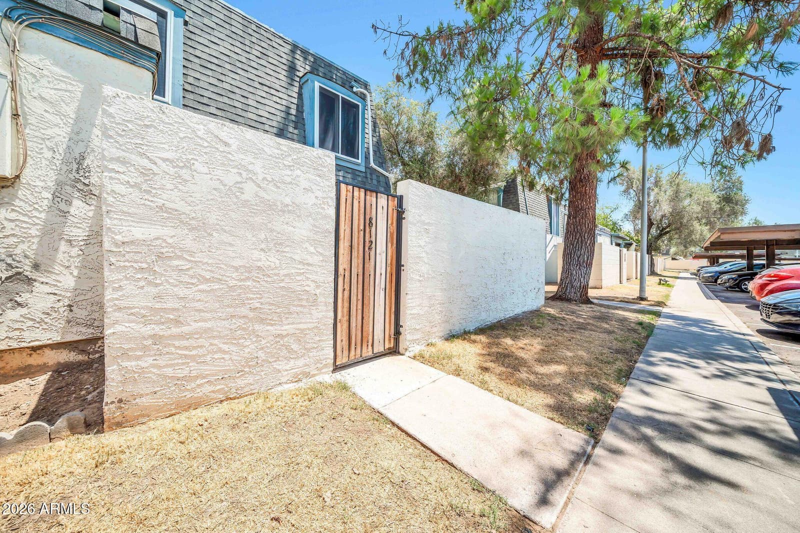 8121 N 32ND Drive, Phoenix, AZ 85051 — photo 5 of 27