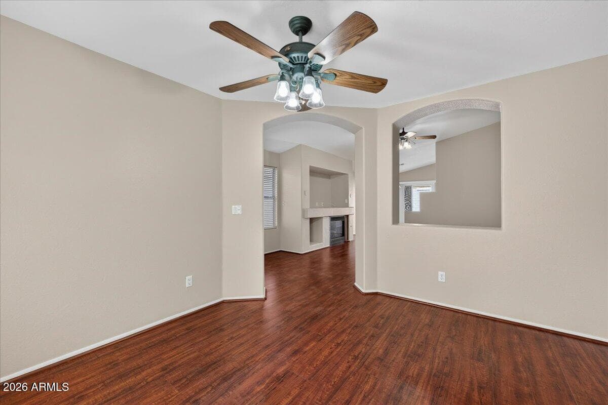 20270 N 82nd Lane N, Peoria, AZ 85382 — photo 11 of 26
