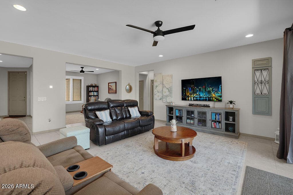6315 S 24TH Place, Phoenix, AZ 85042 — photo 17 of 46