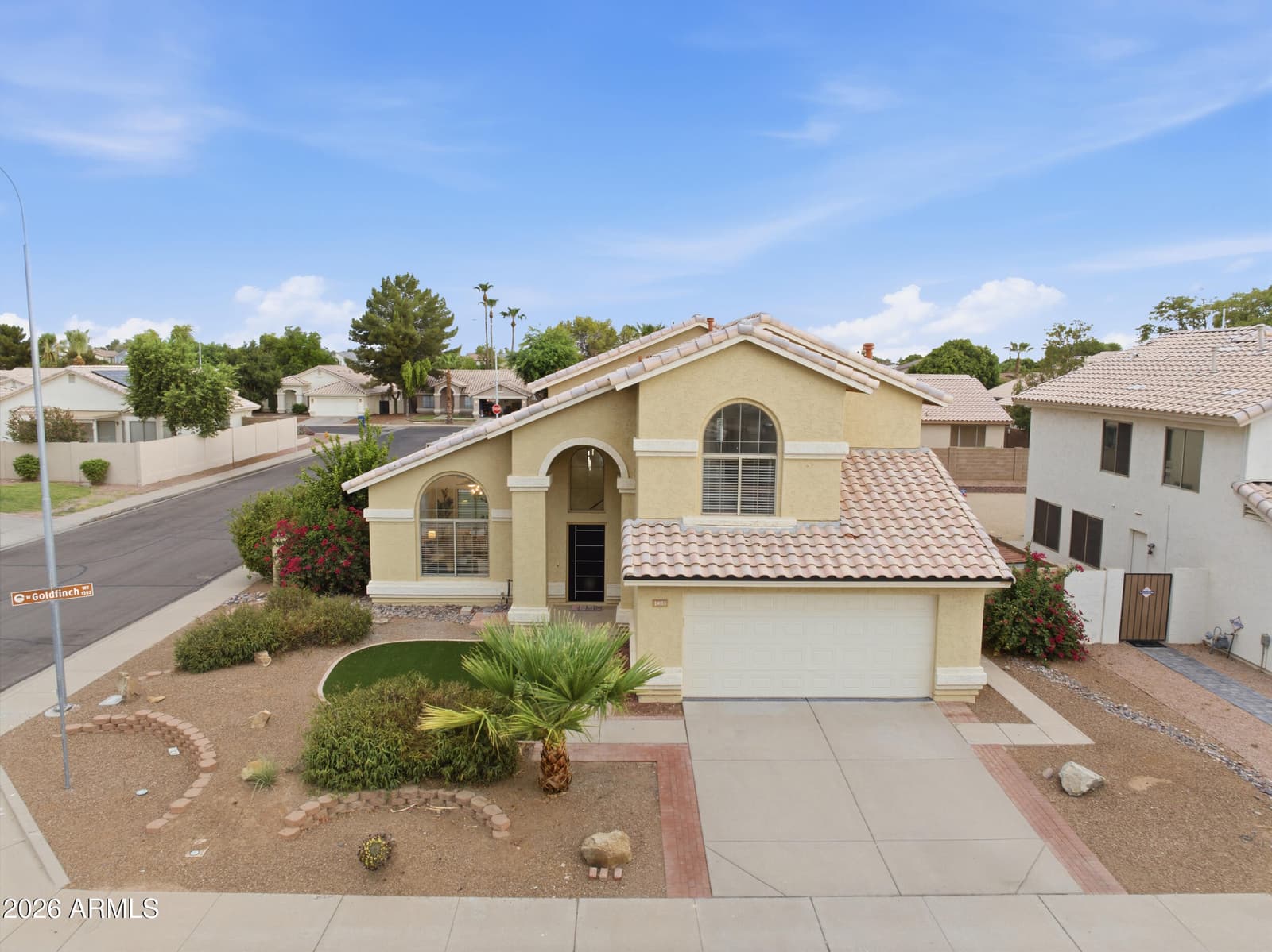 1403 W GOLDFINCH Way, Chandler, AZ 85286 — photo 5 of 59