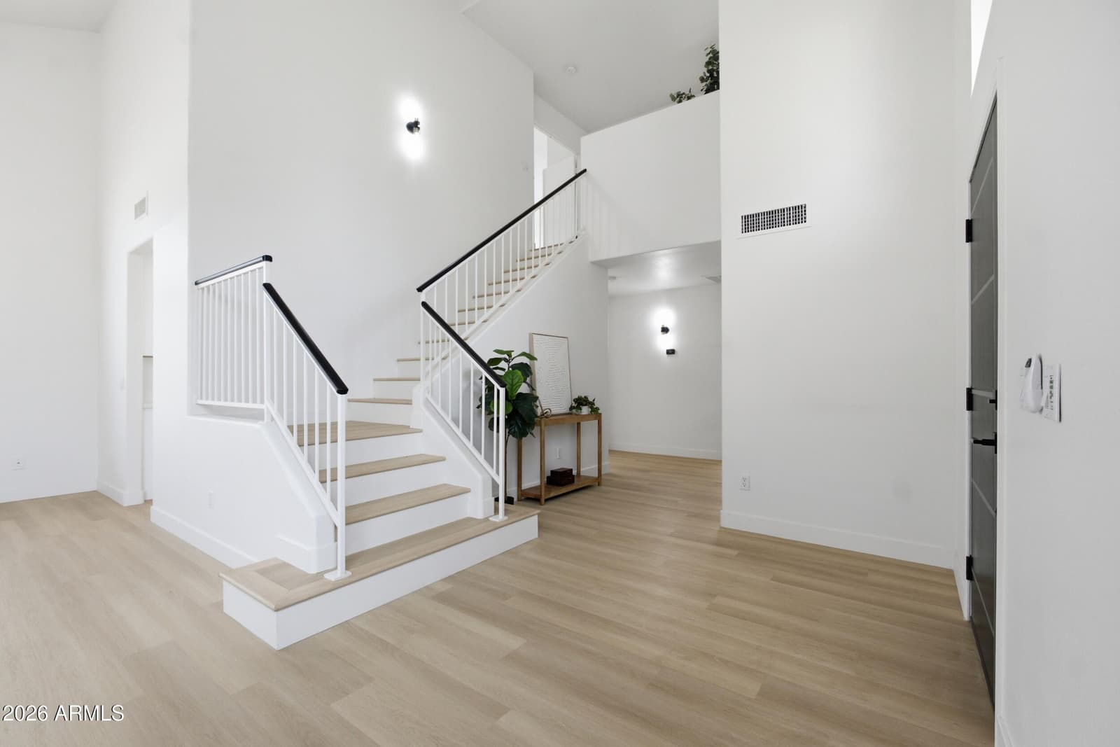 1403 W GOLDFINCH Way, Chandler, AZ 85286 — photo 11 of 59
