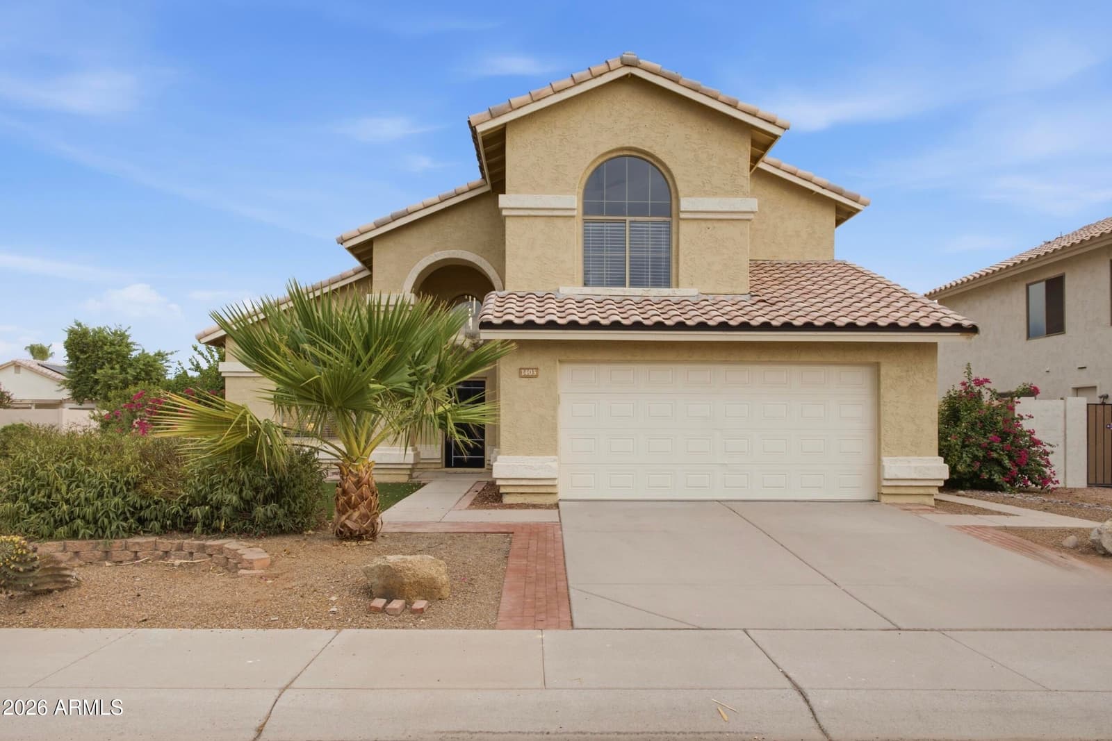 1403 W GOLDFINCH Way, Chandler, AZ 85286 — photo 2 of 59