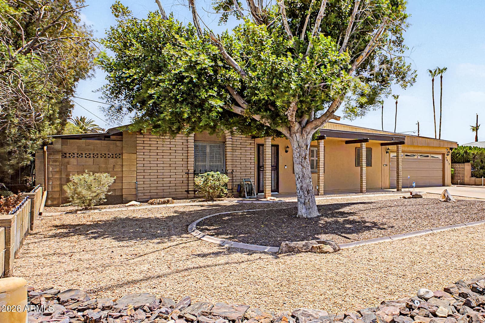 7613 N 39TH Avenue, Phoenix, AZ 85051 — photo 5 of 33