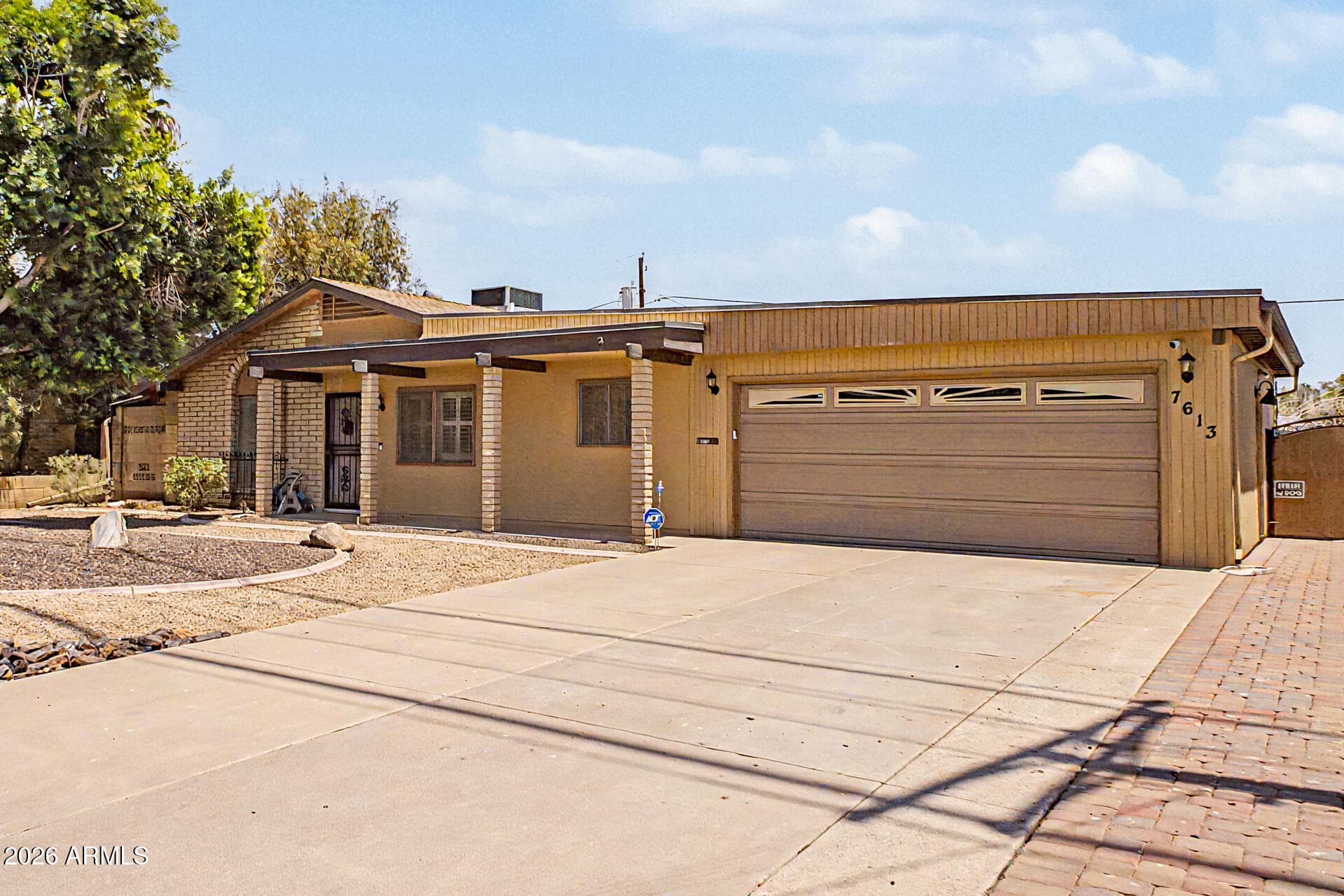 7613 N 39TH Avenue, Phoenix, AZ 85051 — photo 2 of 33