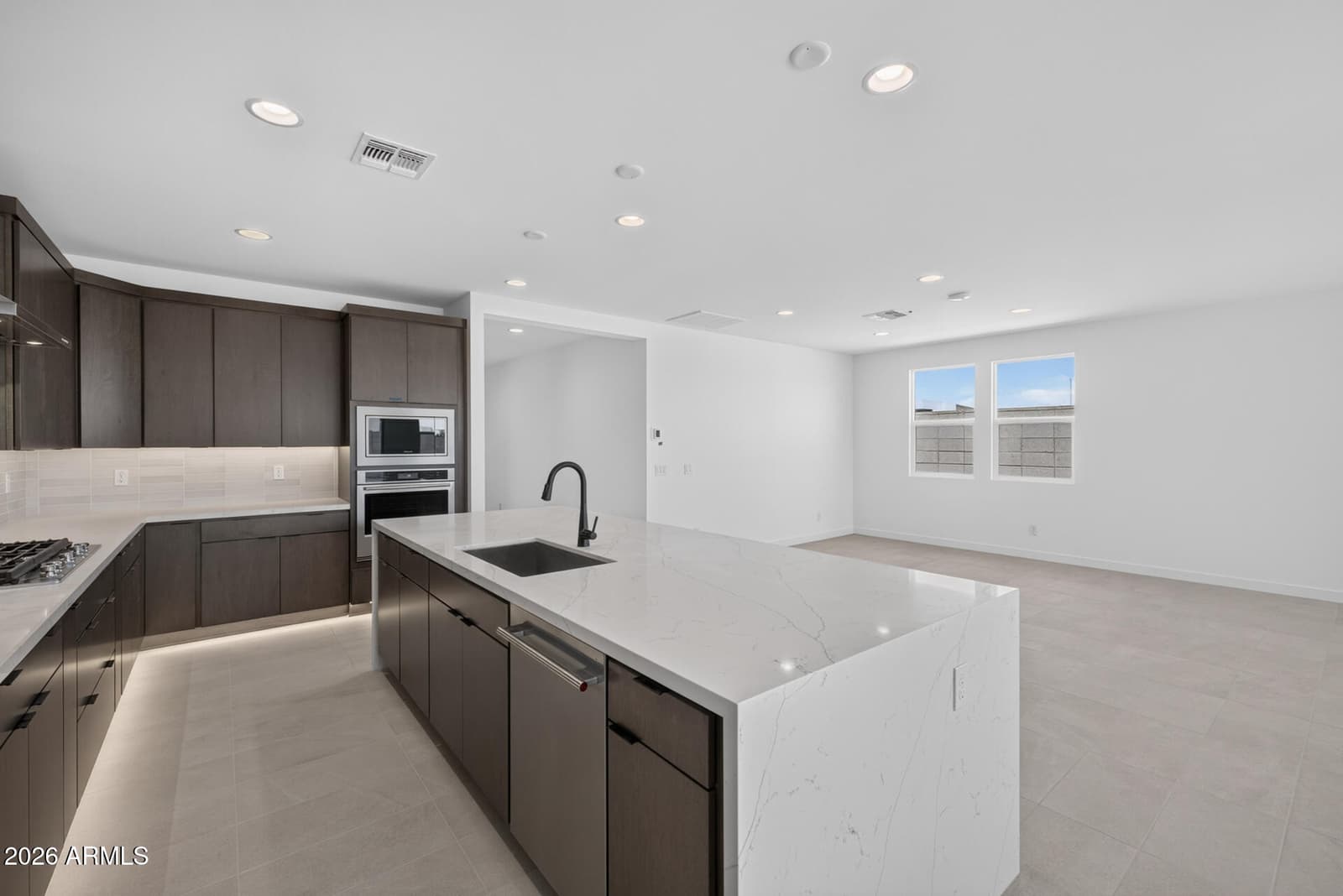 10261 E UNITY Avenue, Mesa, AZ 85212 — photo 10 of 74