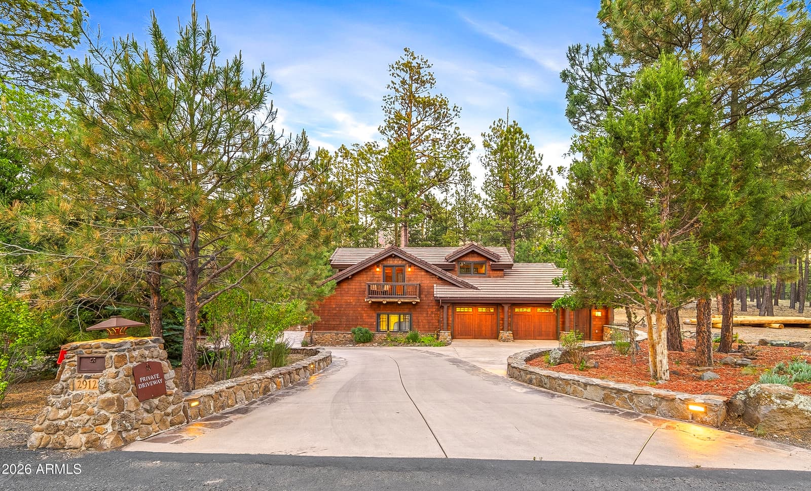 2912 N Creekside Drive, Flagstaff, AZ 86001 — photo 3 of 104