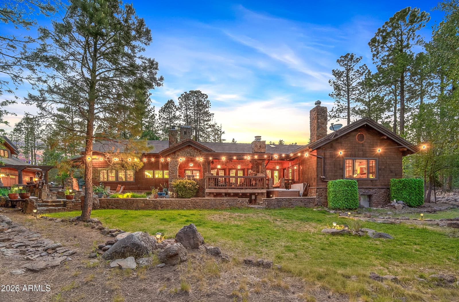 2912 N Creekside Drive, Flagstaff, AZ 86001 — photo 4 of 104