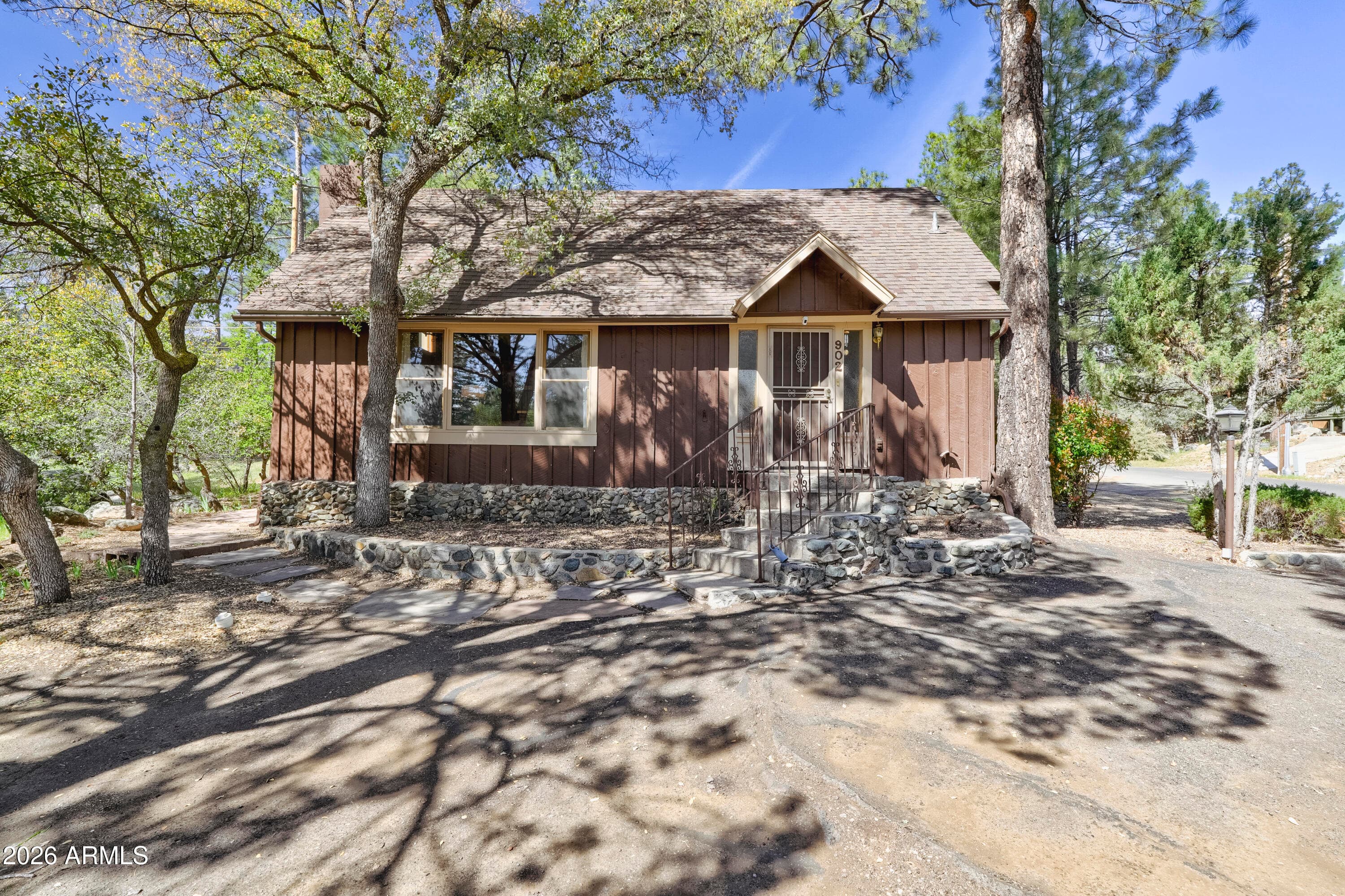 902 S HEMLOCK Avenue, Prescott, AZ 86303 — photo 3 of 38