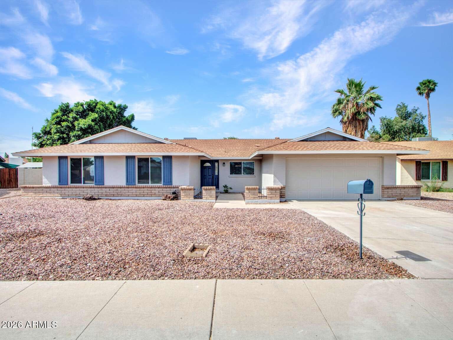 4915 W SHANGRI LA Road, Glendale, AZ 85304 — photo 9 of 50