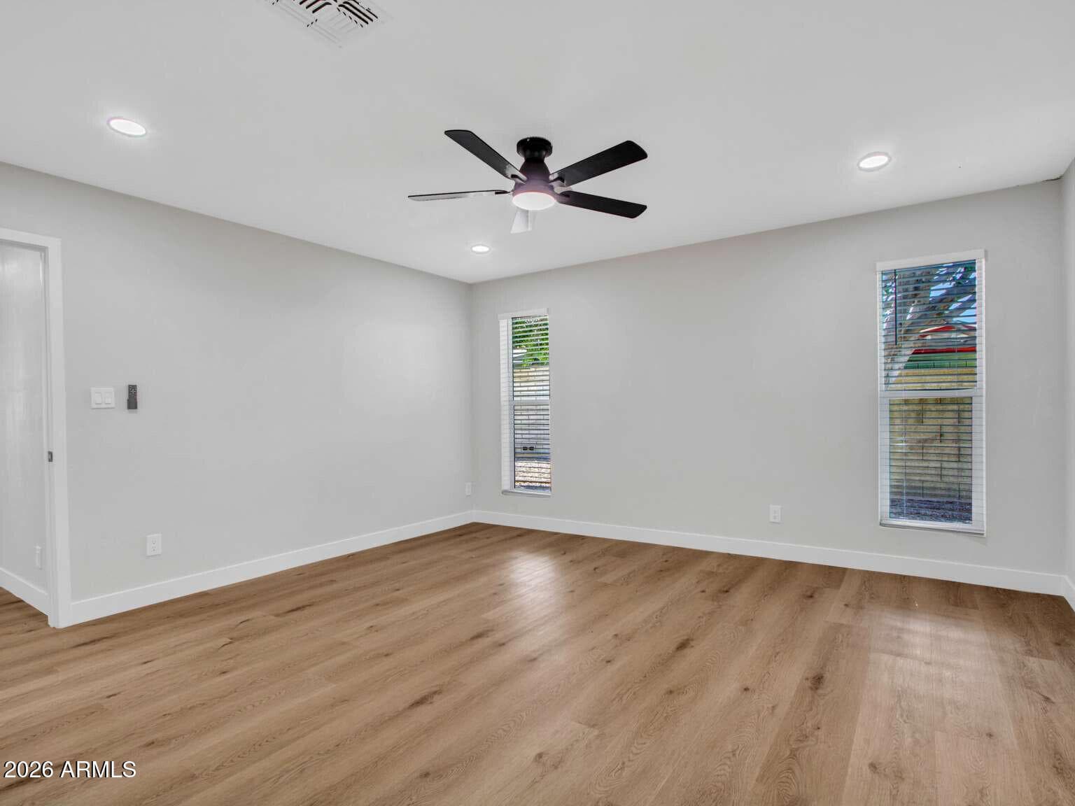 4915 W SHANGRI LA Road, Glendale, AZ 85304 — photo 39 of 50