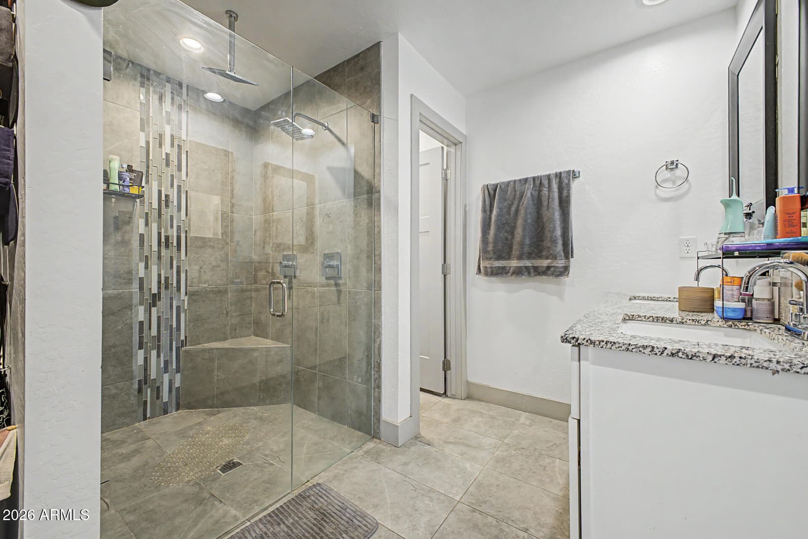 5034 S 11TH Place, Phoenix, AZ 85040 — photo 16 of 31