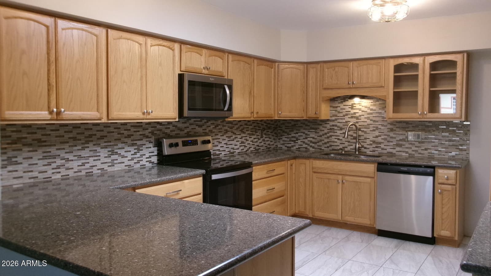 535 S CANYON Drive, Sierra Vista, AZ 85635 — photo 2 of 13