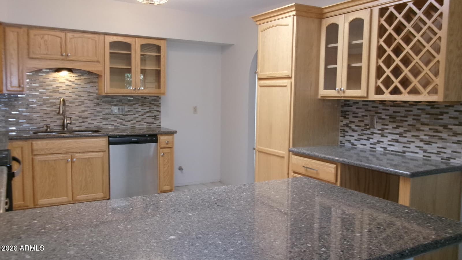 535 S CANYON Drive, Sierra Vista, AZ 85635 — photo 3 of 13