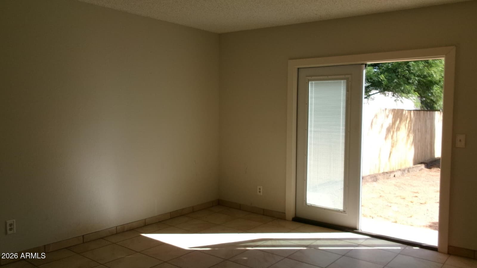 535 S CANYON Drive, Sierra Vista, AZ 85635 — photo 7 of 13