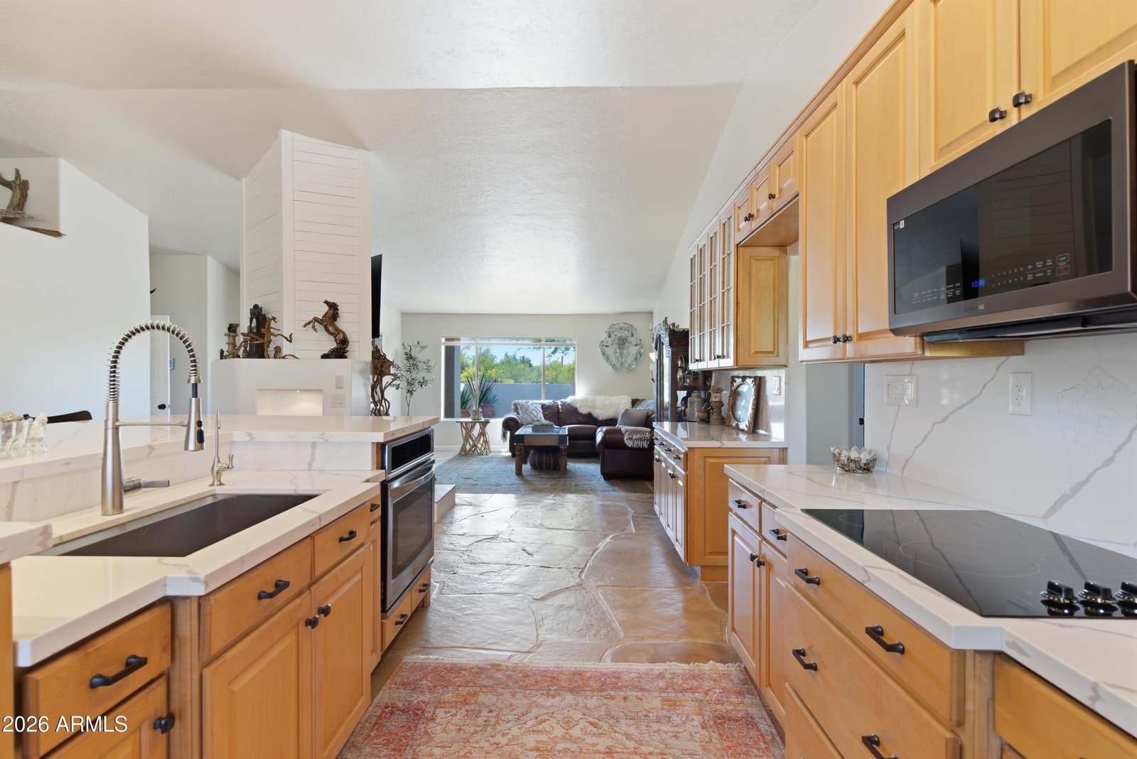 10712 E HUMMINGBIRD Lane, Gold Canyon, AZ 85118 — photo 14 of 38