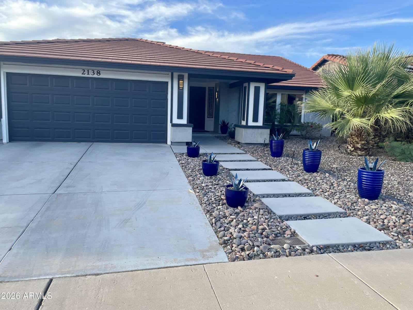 2138 E EVANS Drive, Phoenix, AZ 85022 — photo 2 of 11