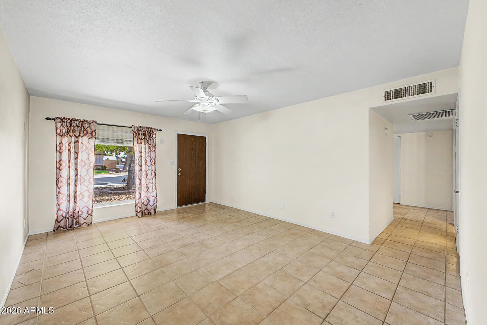 3826 W CHARLESTON Avenue, Glendale, AZ 85308 — photo 9 of 38