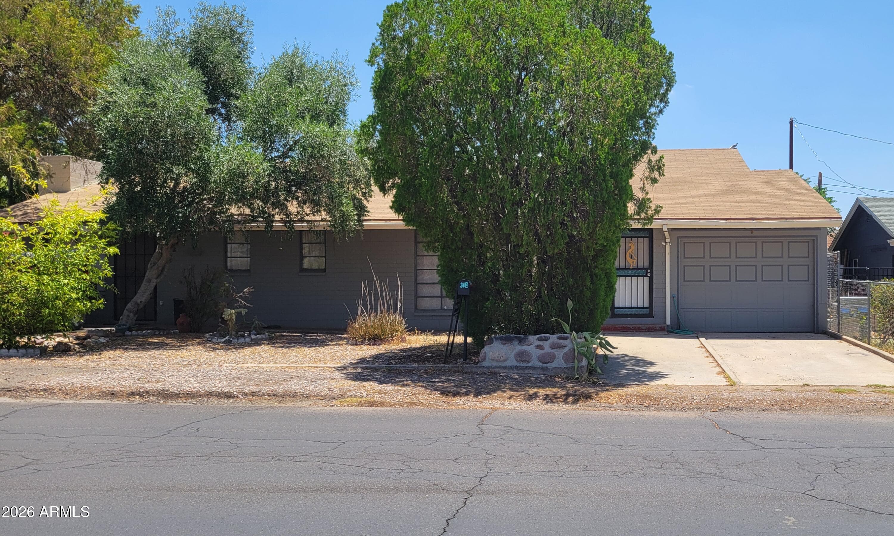 318 W Palo Verde Drive, Superior, AZ 85173 — photo 1 of 22