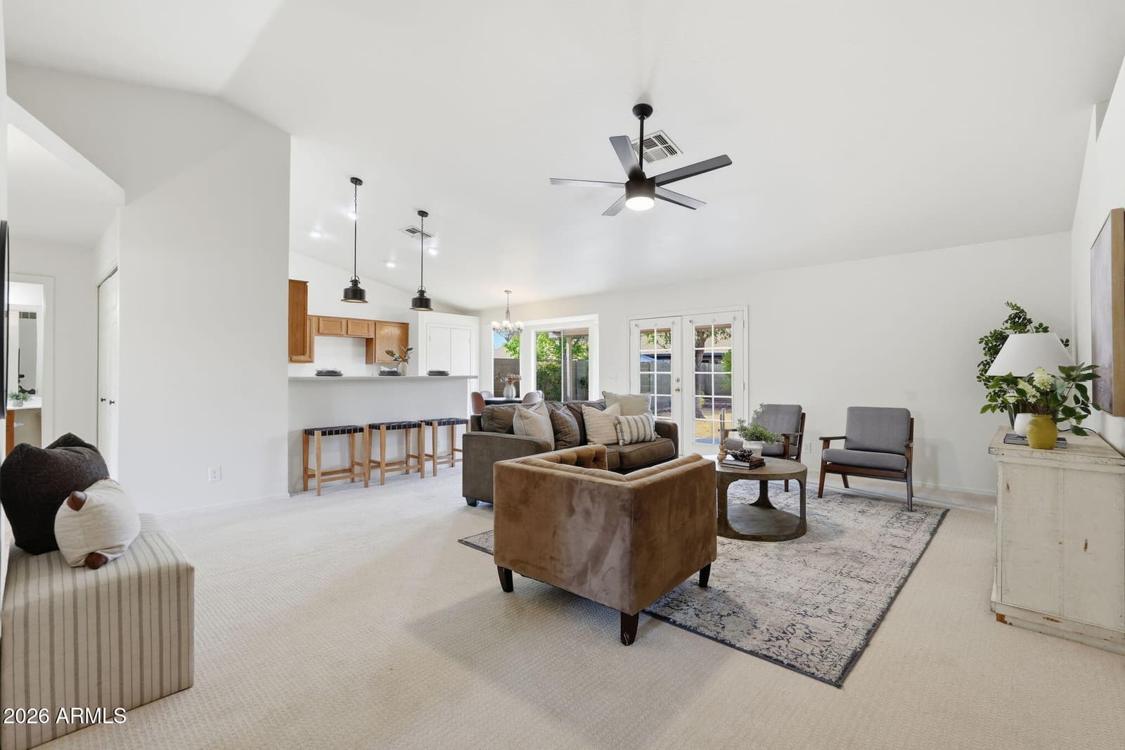 2047 E TEMPLE Court, Gilbert, AZ 85296 — photo 5 of 40