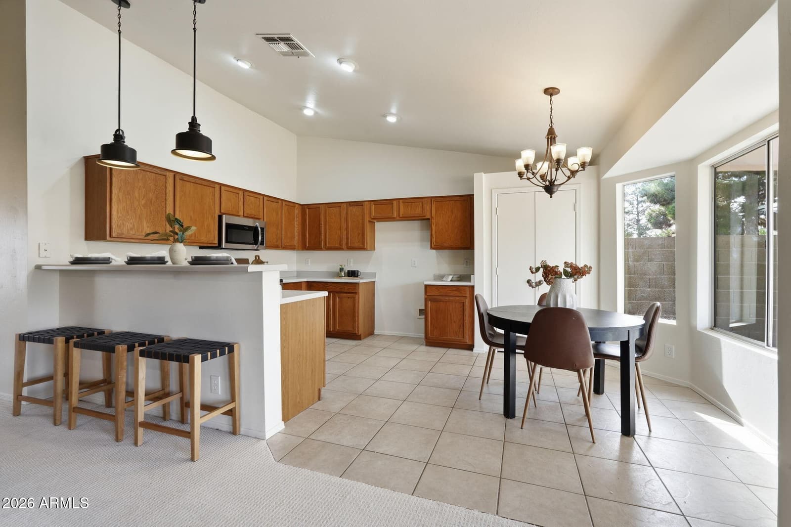 2047 E TEMPLE Court, Gilbert, AZ 85296 — photo 10 of 40