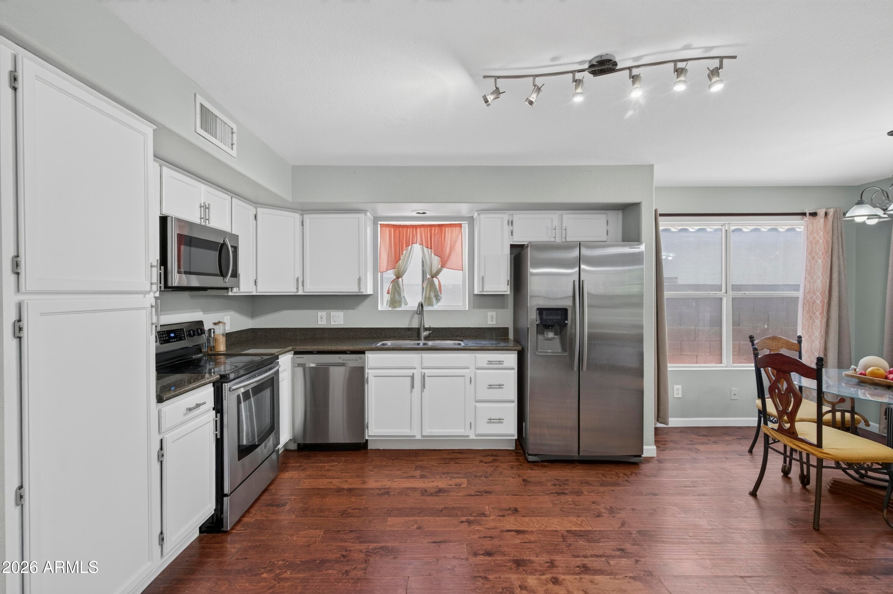8945 W MARCONI Avenue, Peoria, AZ 85382 — photo 8 of 50