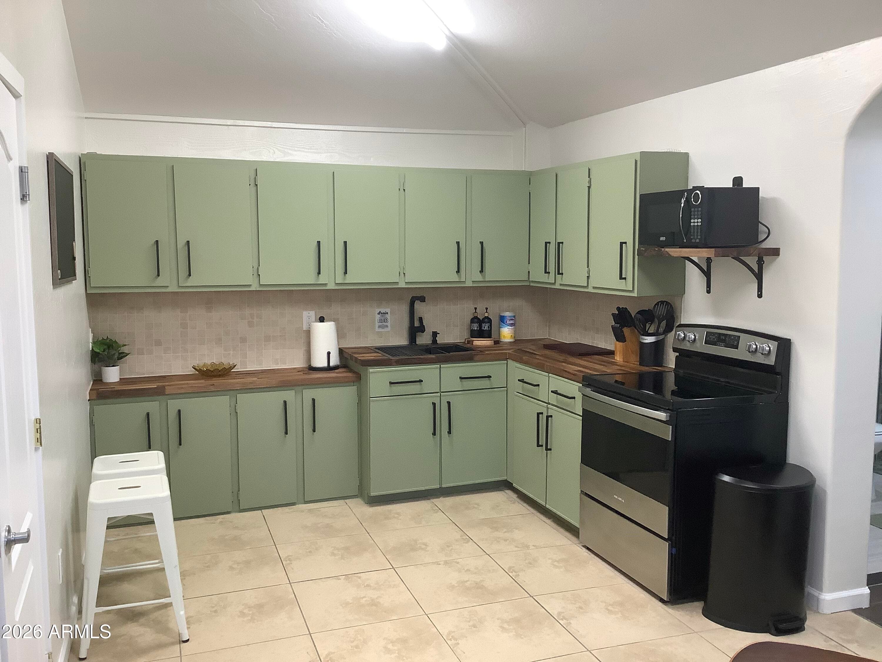 1745 E FRIESS Drive, Phoenix, AZ 85022 — photo 113 of 175