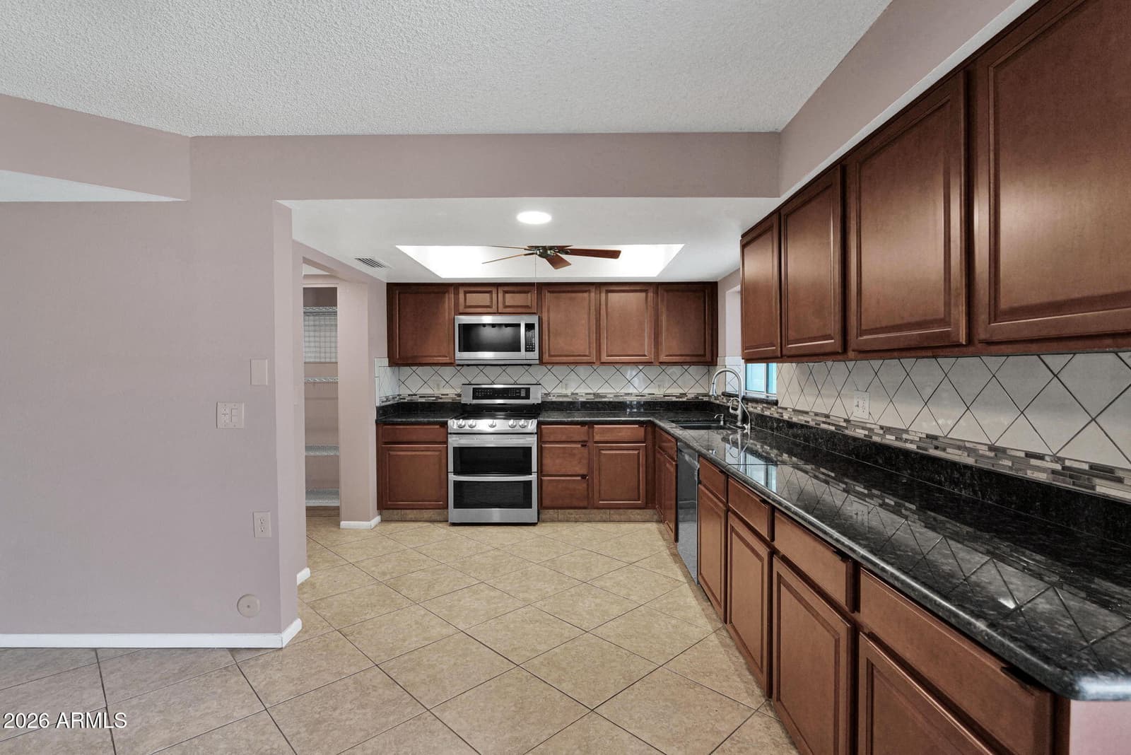 5640 W REDFIELD Road, Glendale, AZ 85306 — photo 11 of 27