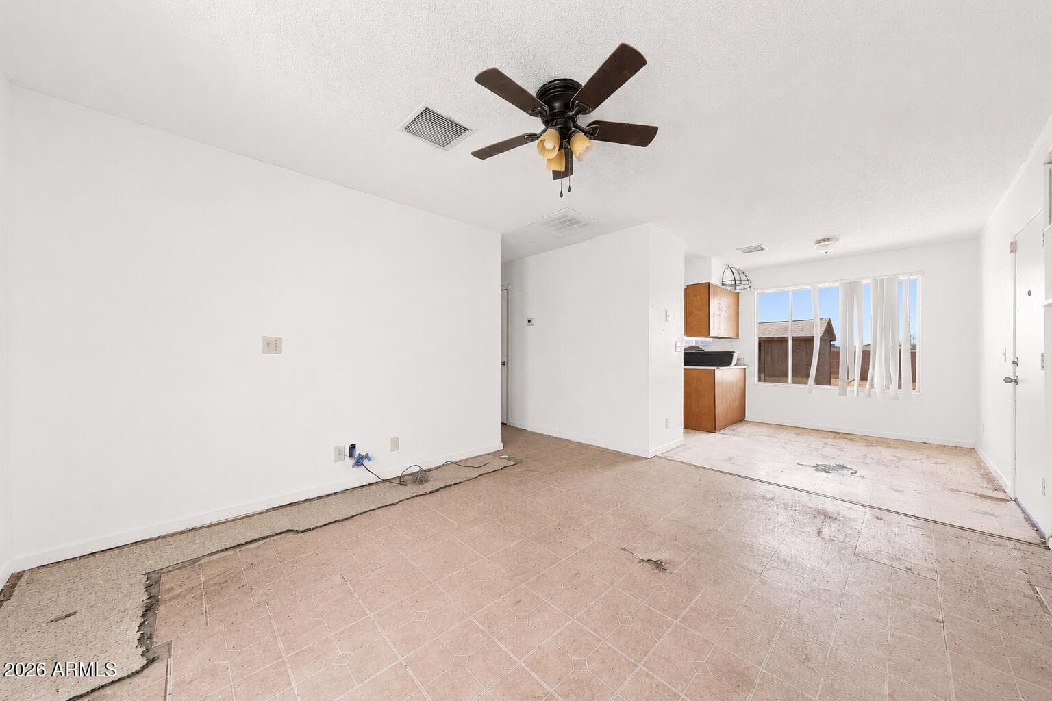 710 N SONORA Street, Coolidge, AZ 85128 — photo 6 of 29