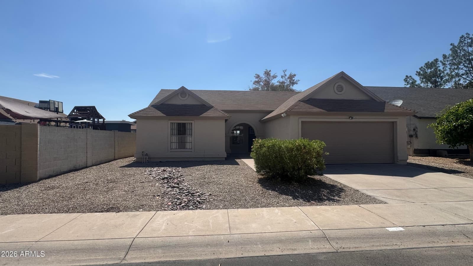 5028 N 102ND Avenue, Glendale, AZ 85307 — photo 1 of 20