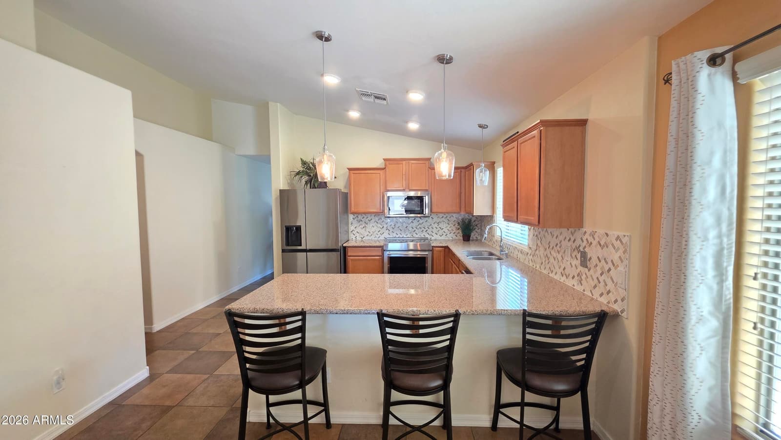33818 N WINDMILL Run, San Tan Valley, AZ 85144 — photo 6 of 28