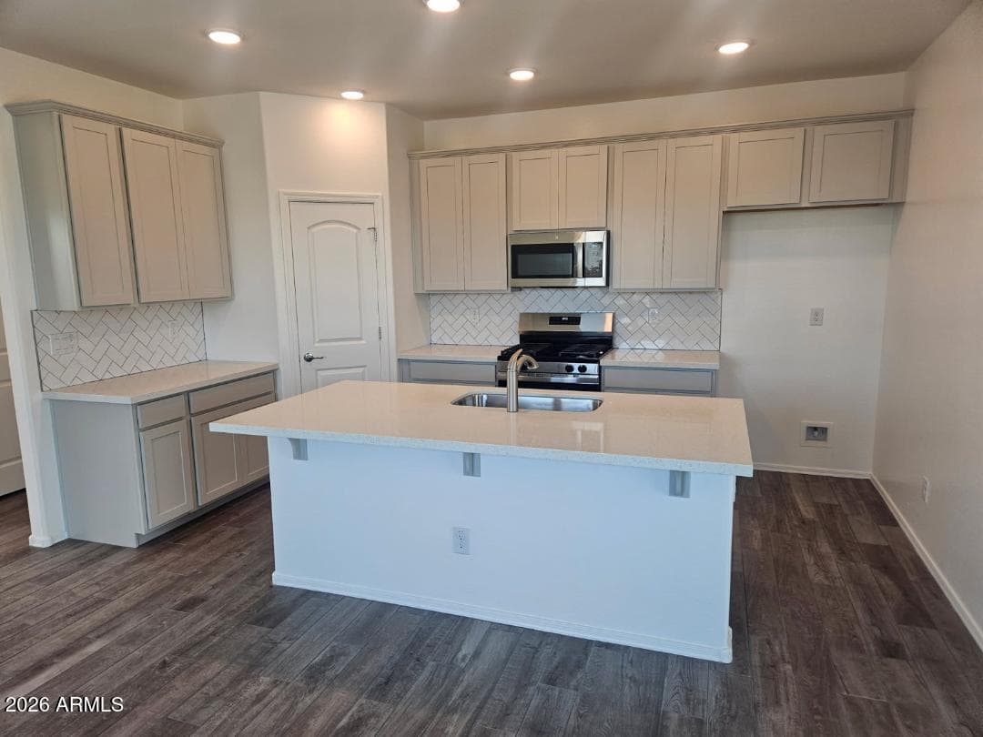 17140 W CORRINE Drive, Surprise, AZ 85388 — photo 3 of 33
