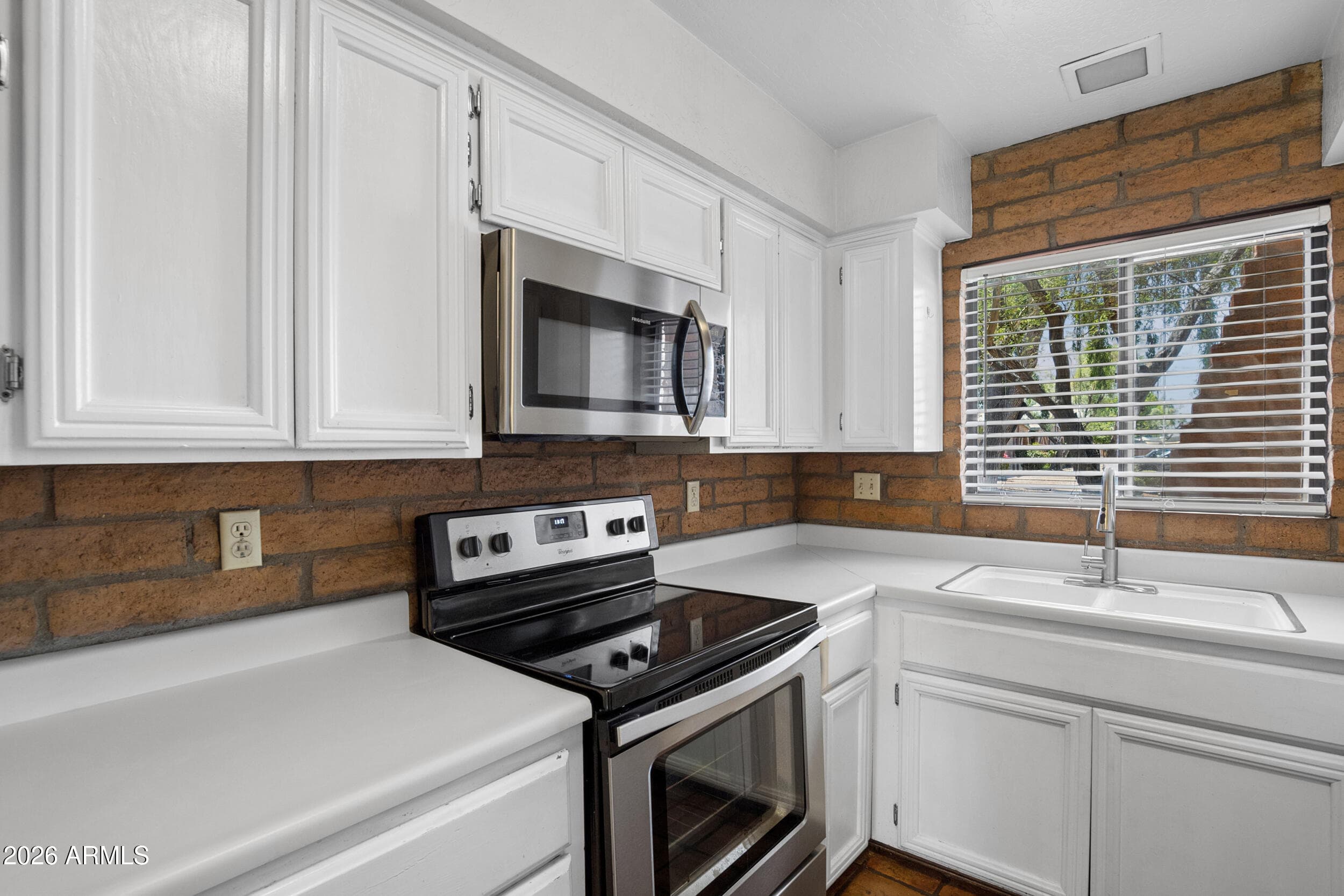 4434 E HUBBELL Street 22, Phoenix, AZ 85008 — photo 15 of 39