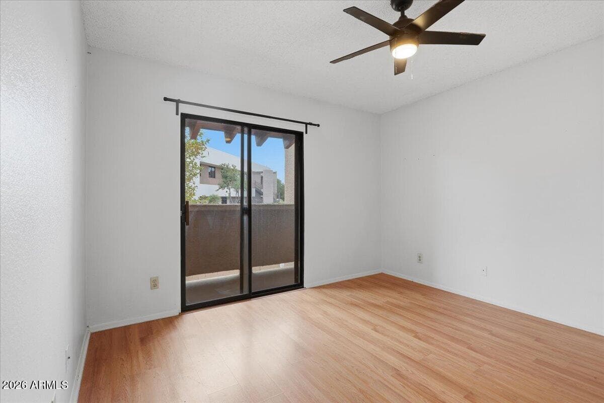 5757 W EUGIE Avenue 2082, Glendale, AZ 85304 — photo 8 of 22