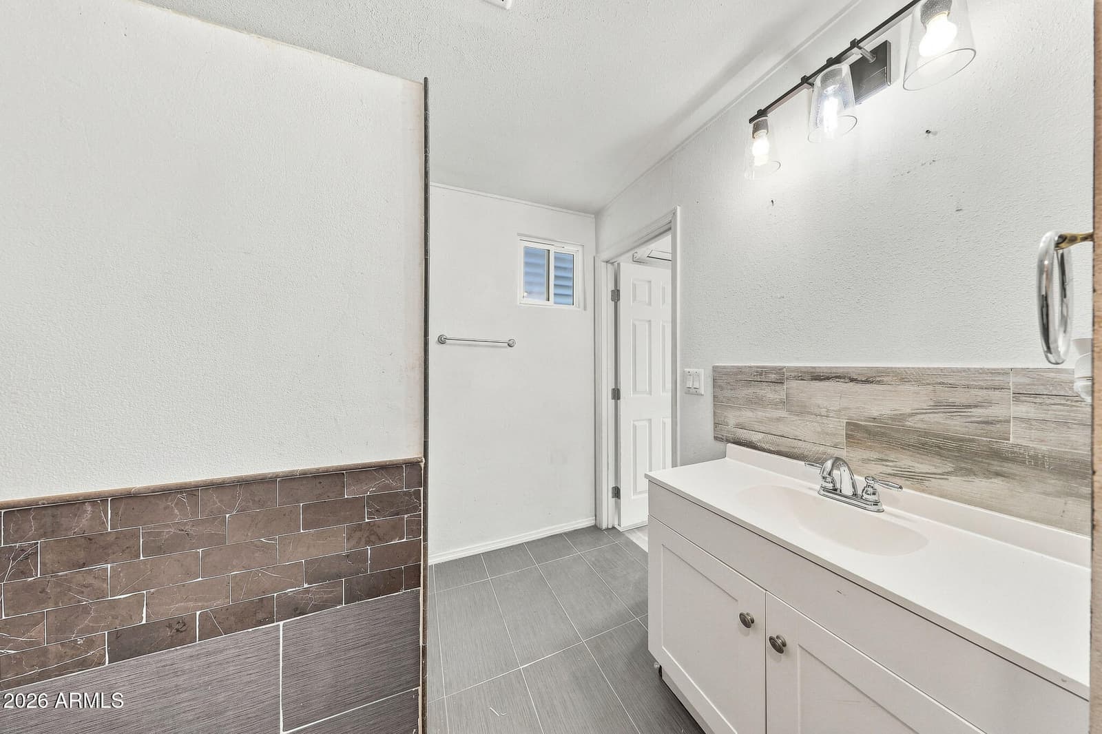 1831 W 3RD Place, Mesa, AZ 85201 — photo 13 of 50