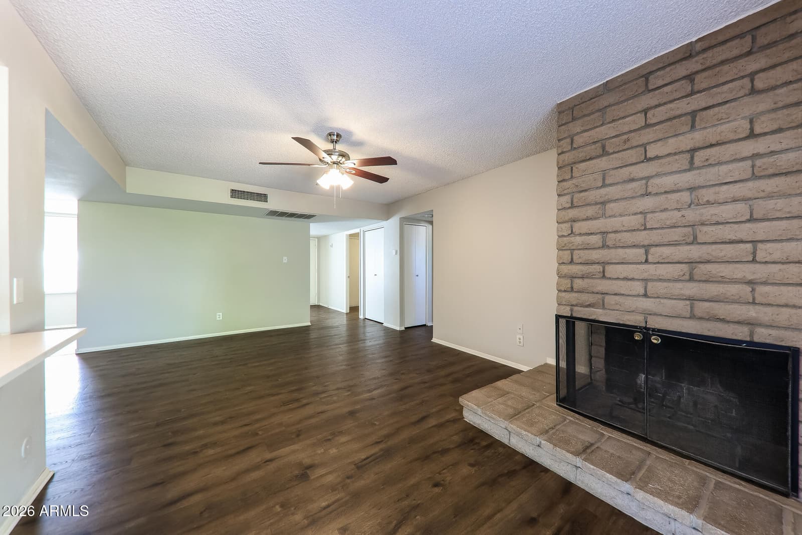 15412 N 55TH Drive, Glendale, AZ 85306 — photo 8 of 21