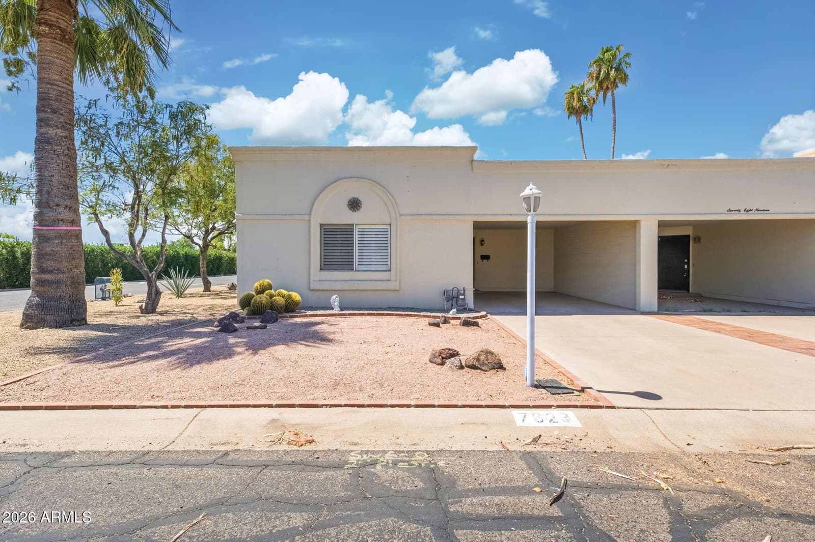 7823 E BONNIE ROSE Avenue, Scottsdale, AZ 85250 — photo 3 of 34