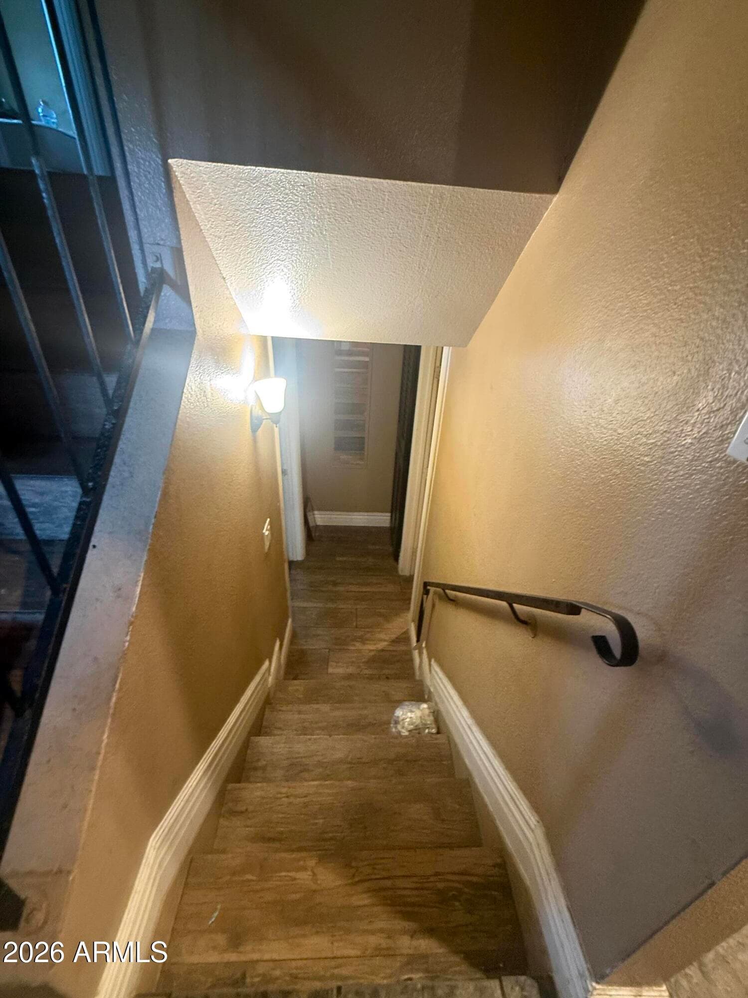 3112 W ACOMA Drive, Phoenix, AZ 85053 — photo 9 of 17