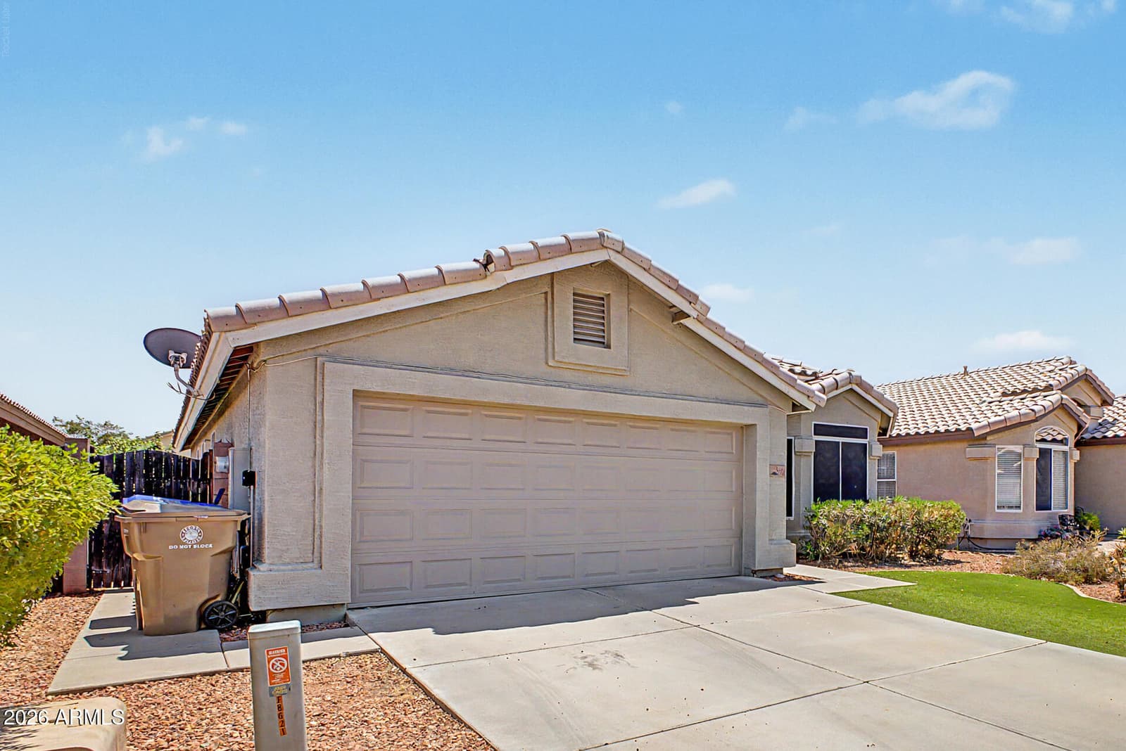 8621 W DAVIS Road, Peoria, AZ 85382 — photo 4 of 34
