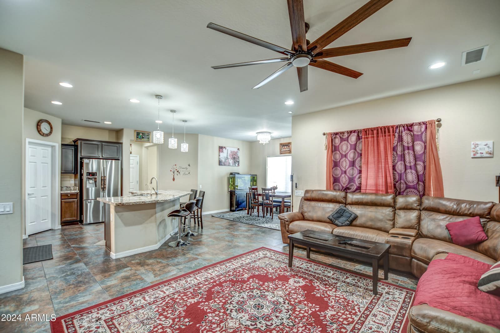 2015 W DAVIS Road, Phoenix, AZ 85023 — photo 17 of 63