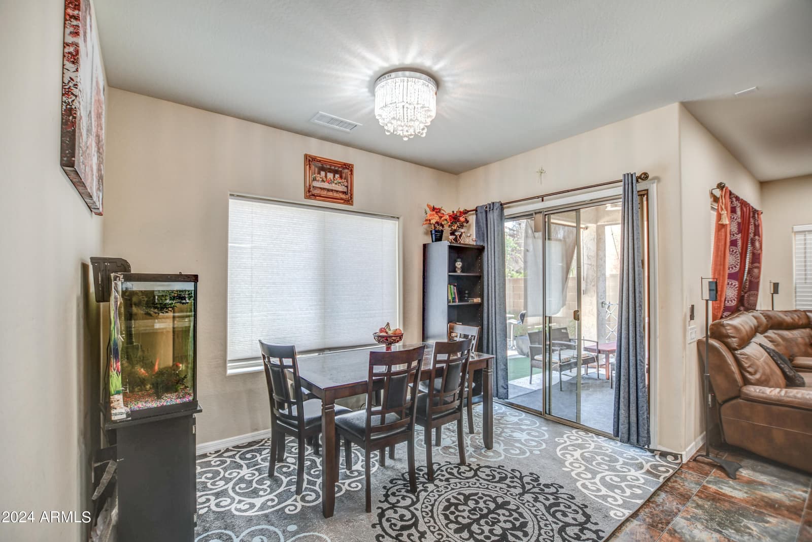 2015 W DAVIS Road, Phoenix, AZ 85023 — photo 18 of 63