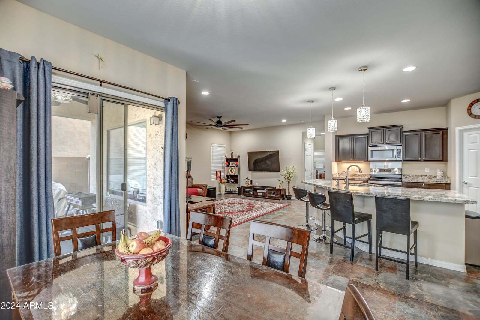 2015 W DAVIS Road, Phoenix, AZ 85023 — photo 20 of 63
