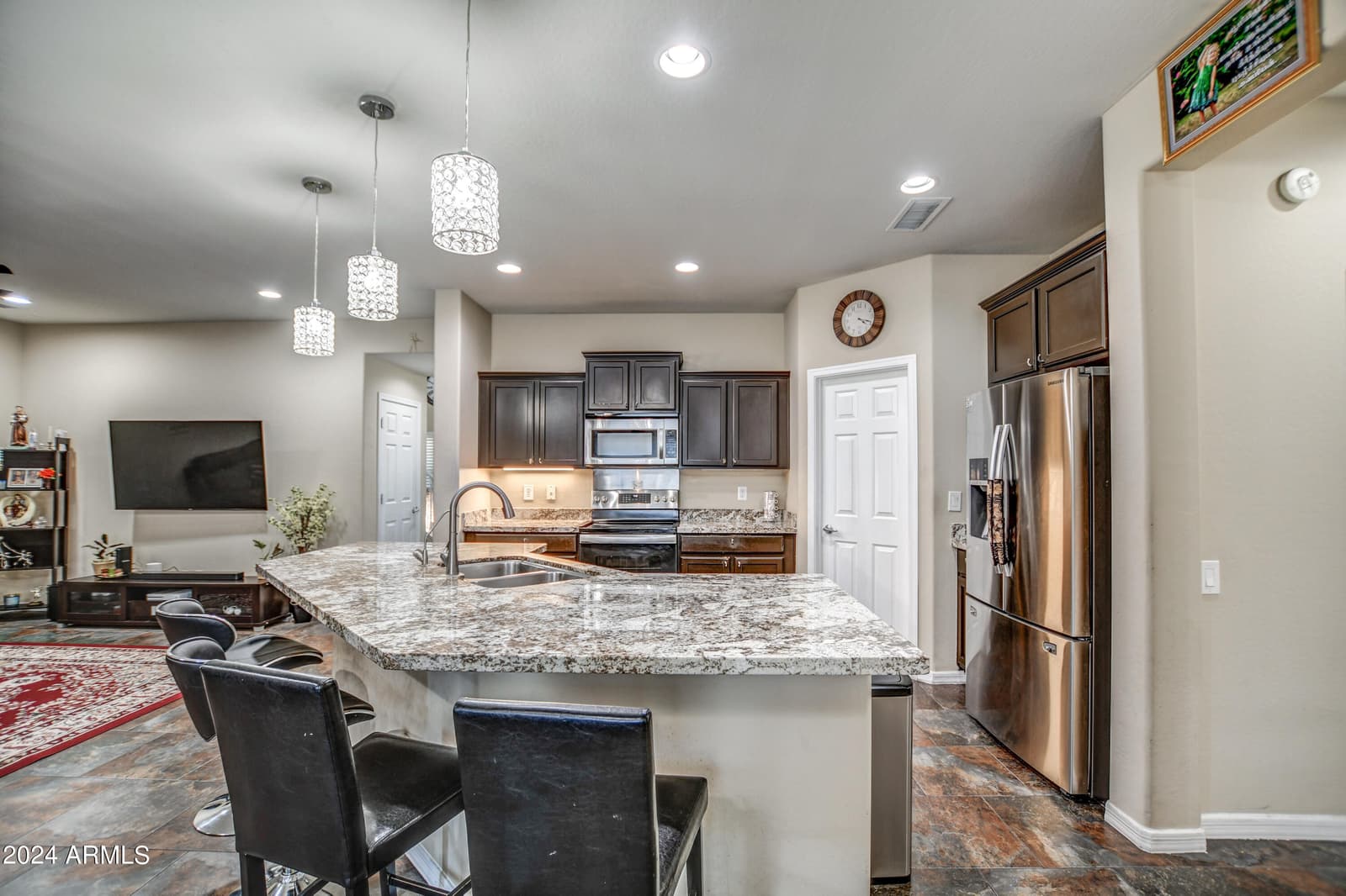 2015 W DAVIS Road, Phoenix, AZ 85023 — photo 23 of 63