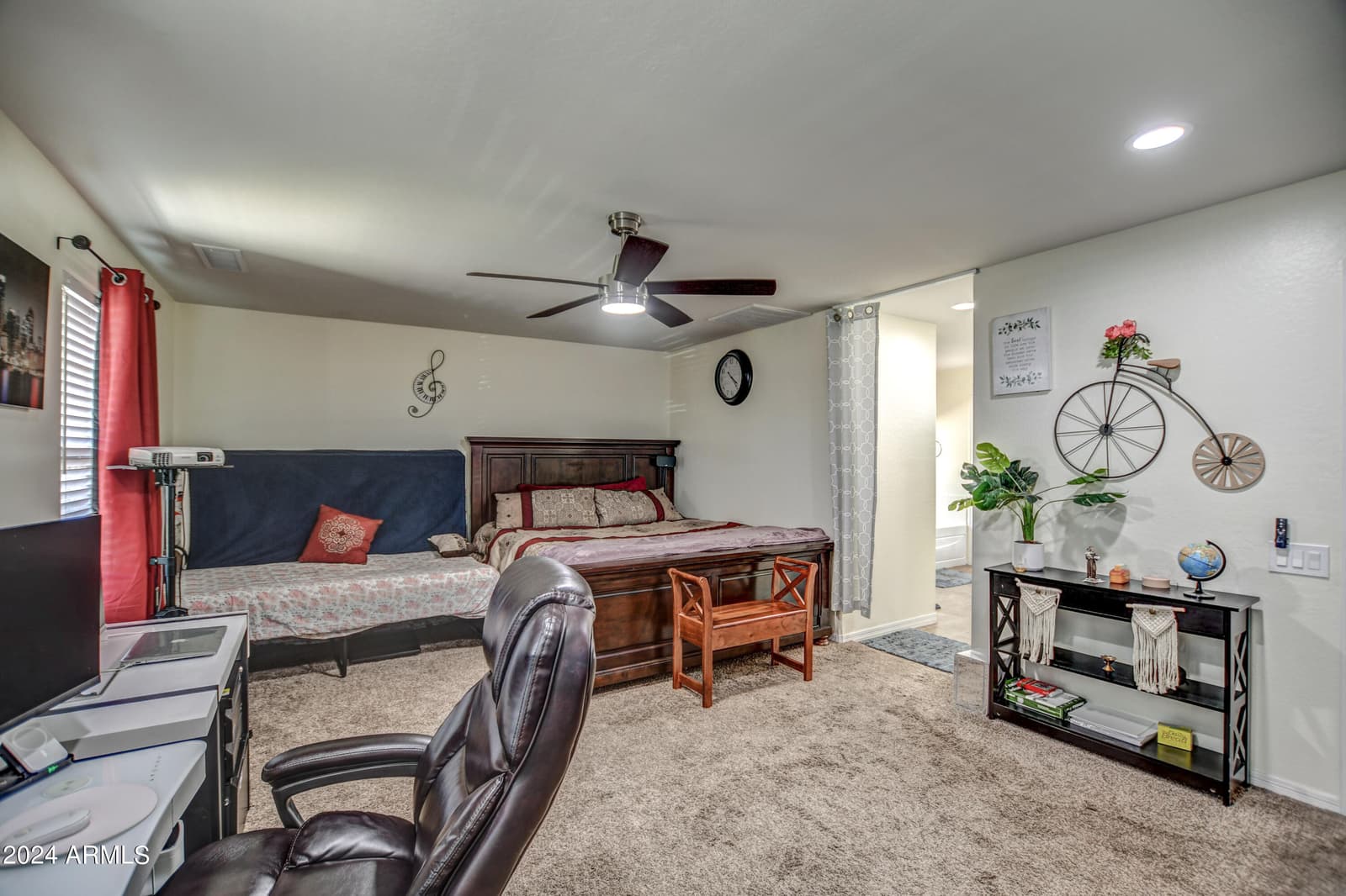 2015 W DAVIS Road, Phoenix, AZ 85023 — photo 26 of 63