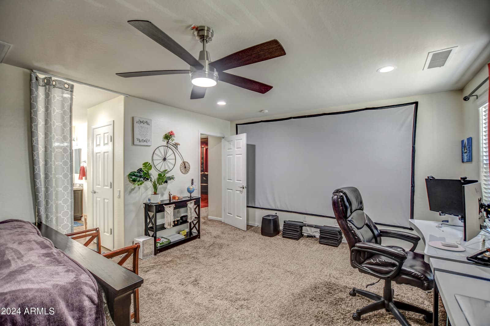 2015 W DAVIS Road, Phoenix, AZ 85023 — photo 27 of 63