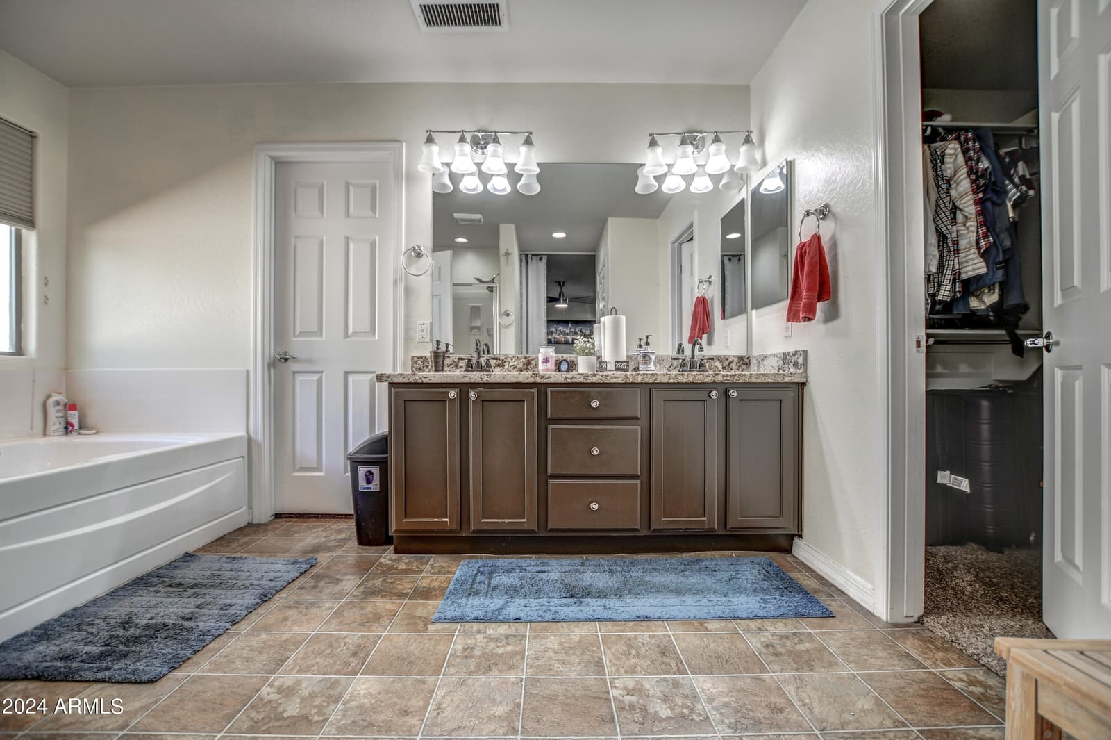 2015 W DAVIS Road, Phoenix, AZ 85023 — photo 28 of 63