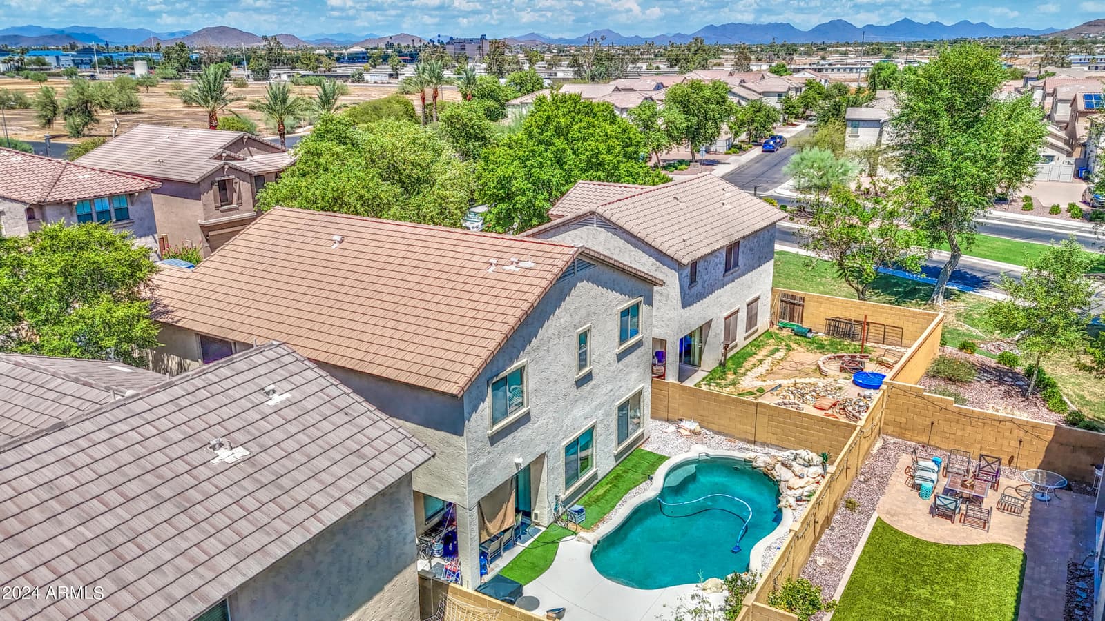 2015 W DAVIS Road, Phoenix, AZ 85023 — photo 53 of 63