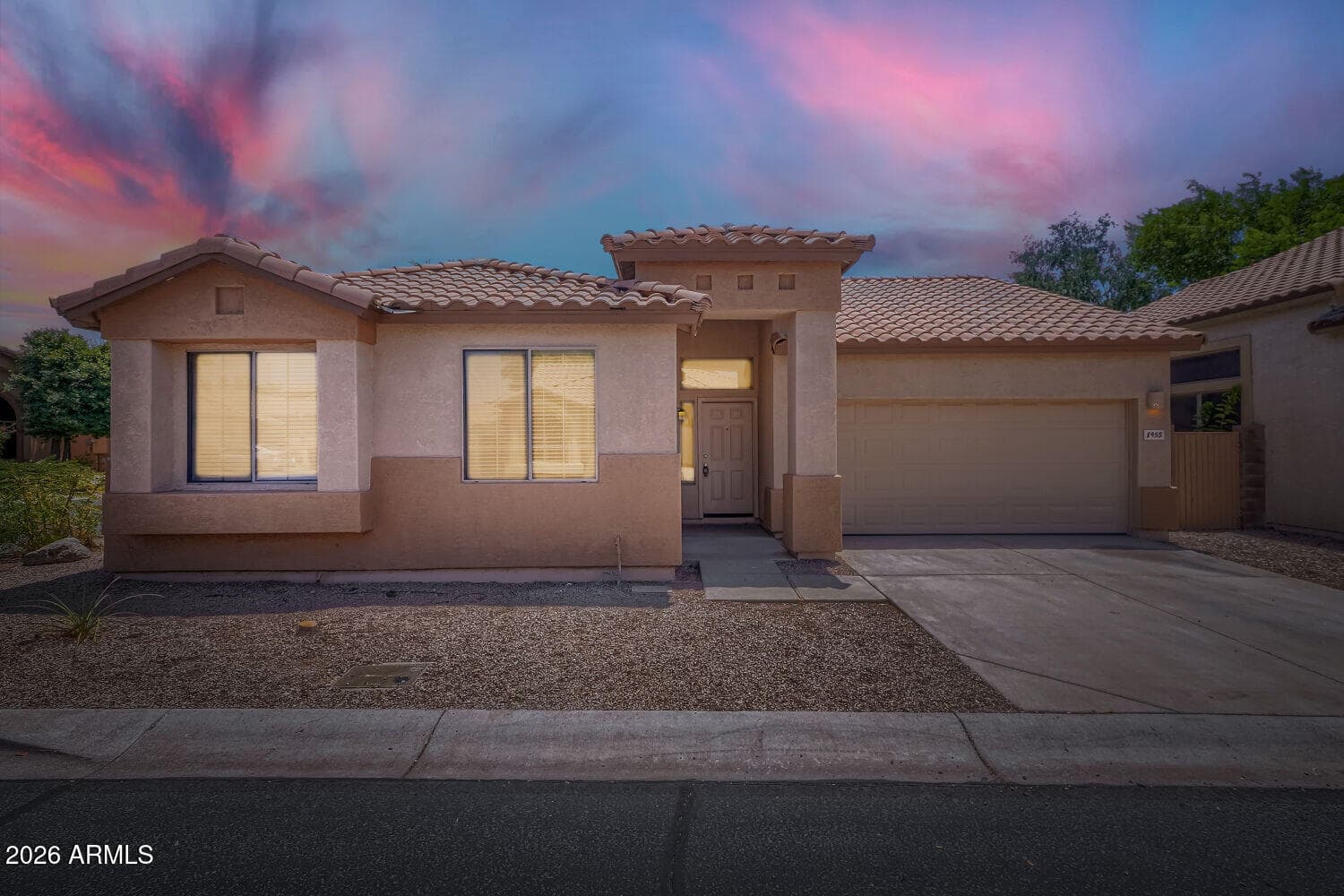 8953 E CAPRI Avenue, Mesa, AZ 85208 — photo 1 of 29