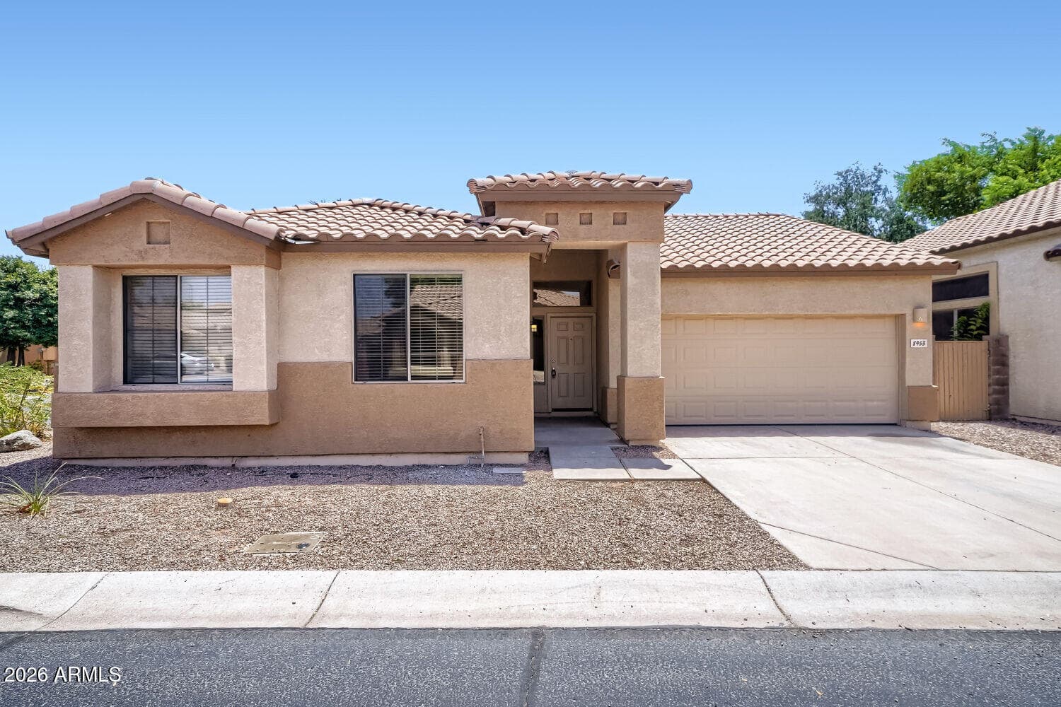 8953 E CAPRI Avenue, Mesa, AZ 85208 — photo 2 of 29