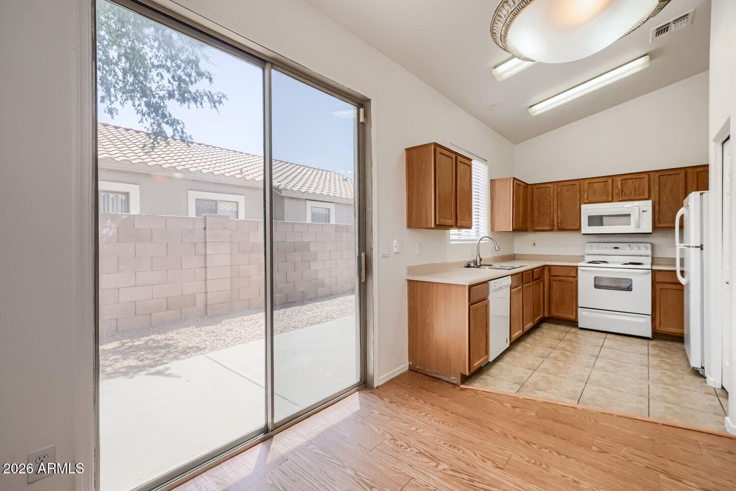 8953 E CAPRI Avenue, Mesa, AZ 85208 — photo 10 of 29